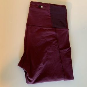 Oiselle Pocket Jogger Capris - Burgen - size 6